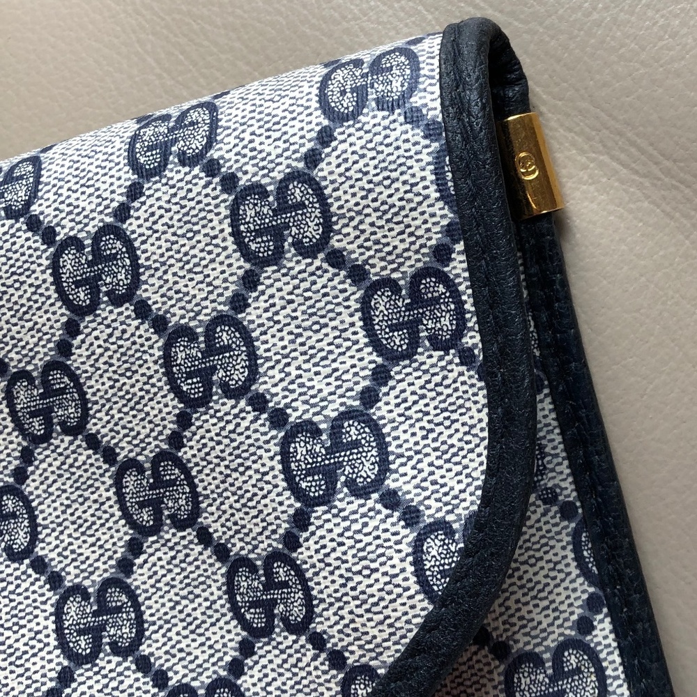 Gucci Black and Cream Laptop Bag - Picture 6 of 13